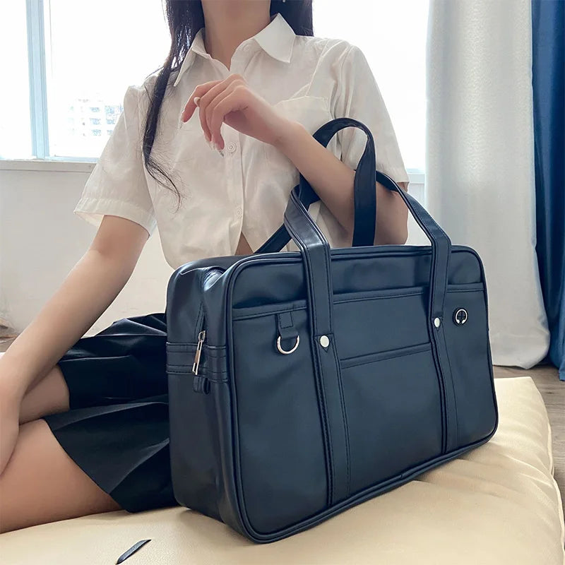 Voyageur Leather Shoulder Bag